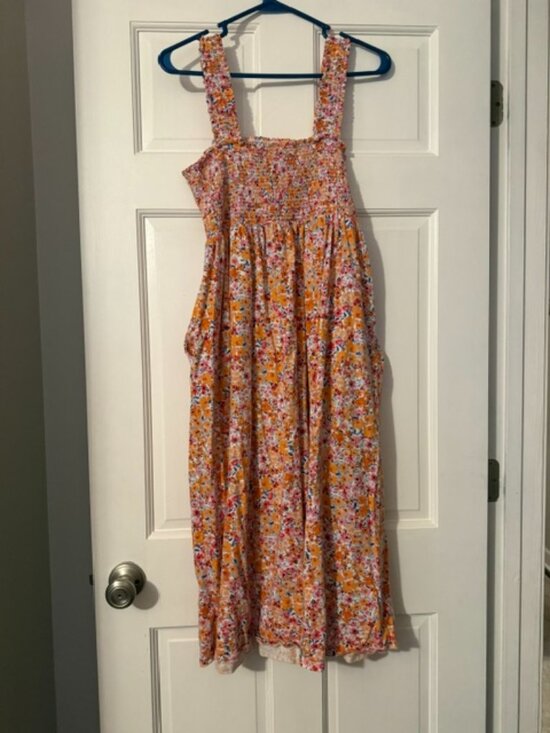 Old Navy Dresses & Skirts - Old Navy Floral Summer Dress